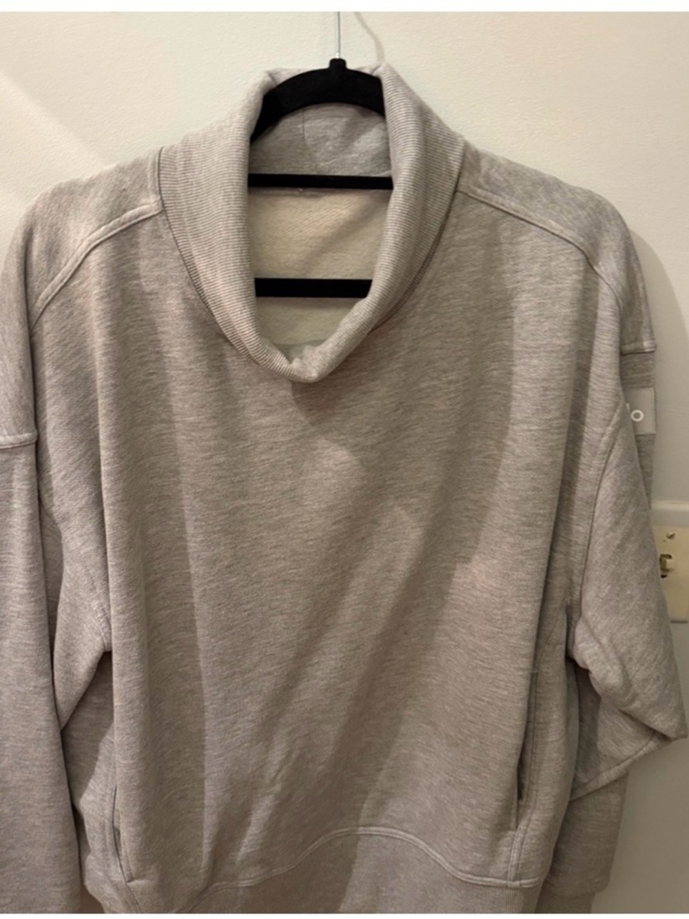 ALO Cozy Light Gray Funnel Neck Sweatshirt
